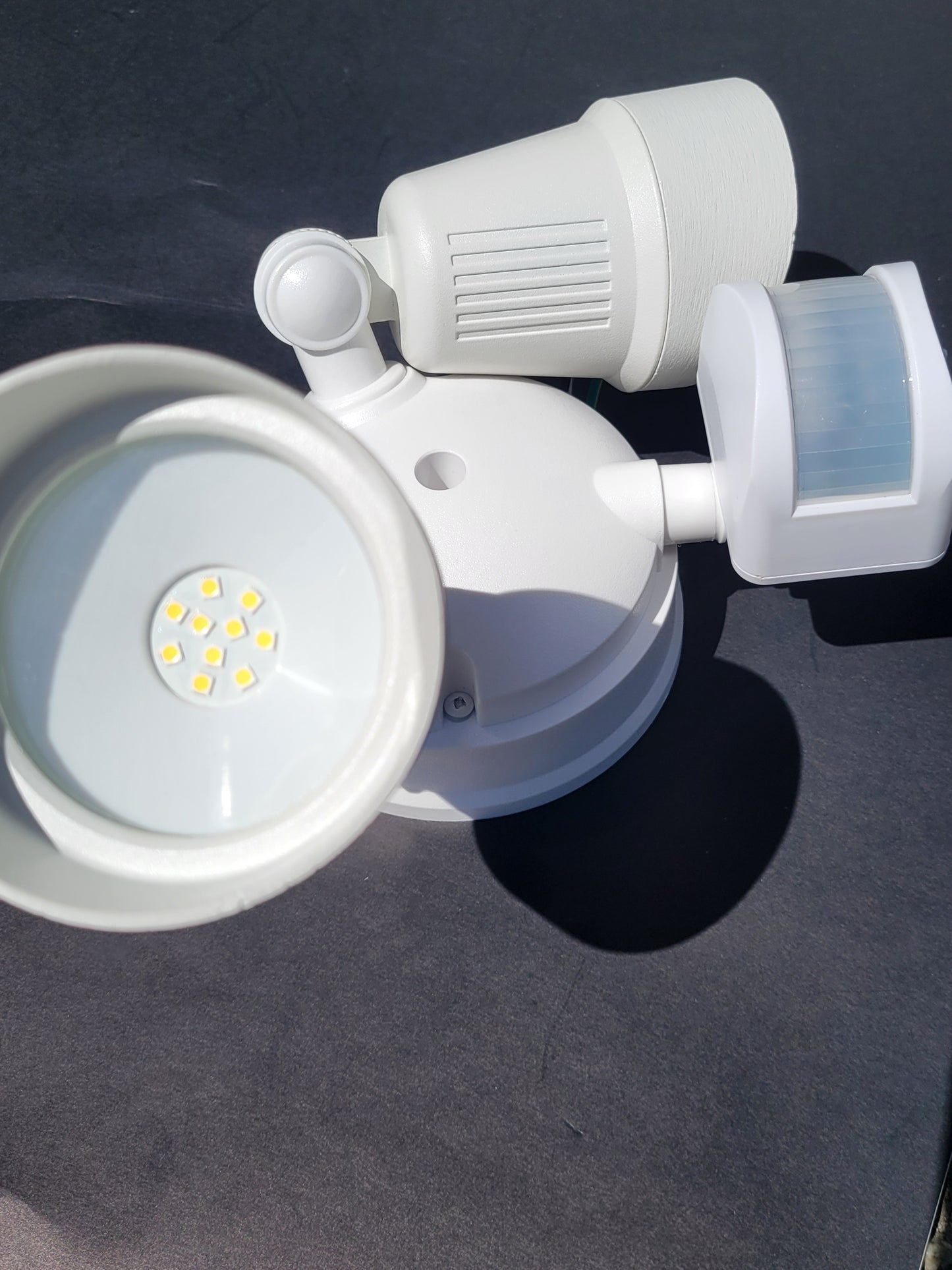 LED Motion Sensor Floodlight | Dual Head 24W | IP65 Outdoor Security Light | 4000K Neutral White | Adjustable Motion Detection & Dusk to Dawn Sensor