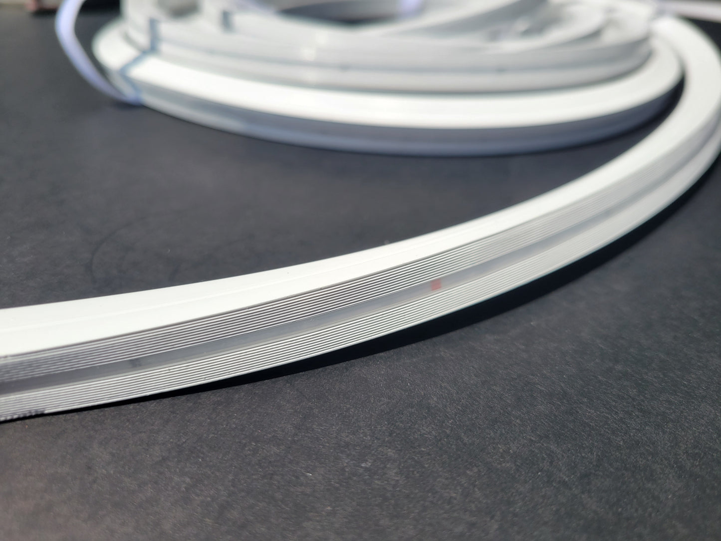 Neon Flex LED Strip Light – 24V, IP65 Water resistant, 3000K / 4000K / 6000K / RGB, 5M or 10M | Includes Aluminum Flexible Snake and Power Driver